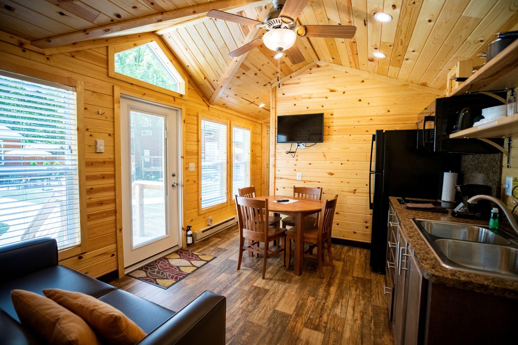 Deluxe cabin (interior)